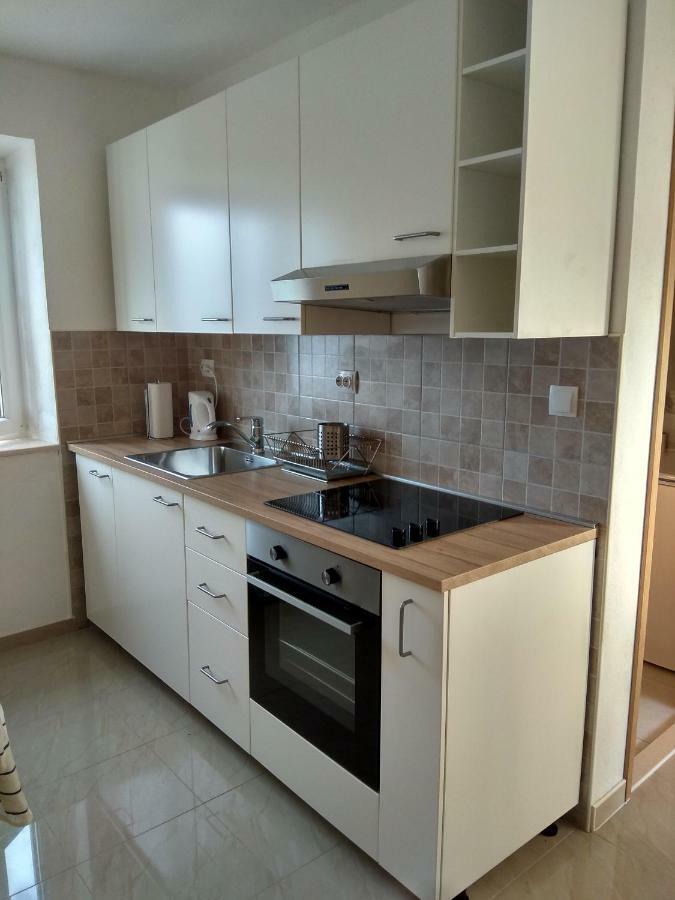 Apartman Postira Rot 외부 사진